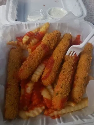 Golden Catch Fish Market food